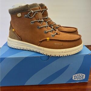 Hey Dude Bradley Leather Boots Cognac Brown Men’s 7 New in Box Lightweight